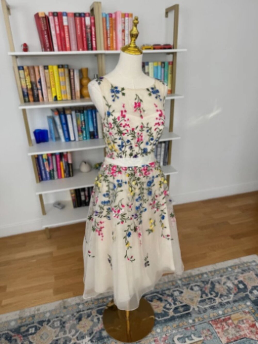 Theia Sleeveless Cream Cocktail/Party Dress, Beaded, GUC Size 4, **FLAWS READ - Picture 2 of 8